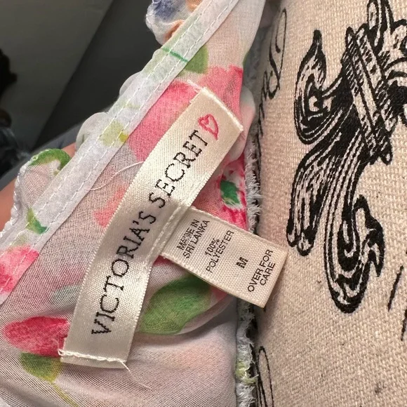 💖VICTORIA’S SECRET Y2K FLORAL BABYDOLL NIGHTIE - Picture 3 of 3